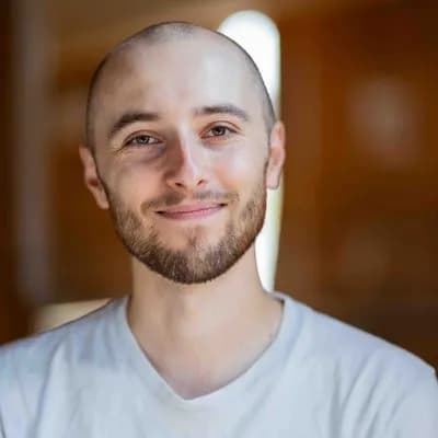 Lou MAS - Designer UI/UX